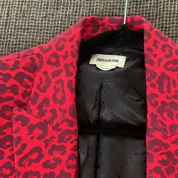 Red Leo Blazer - Picture 2 of 2